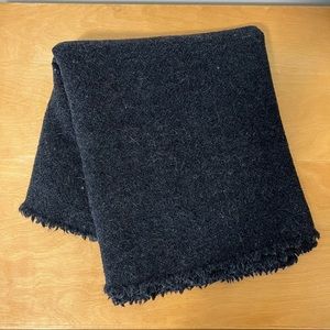 ES Scarf in Lightweight Wool - Charcoal / 25" x 90"